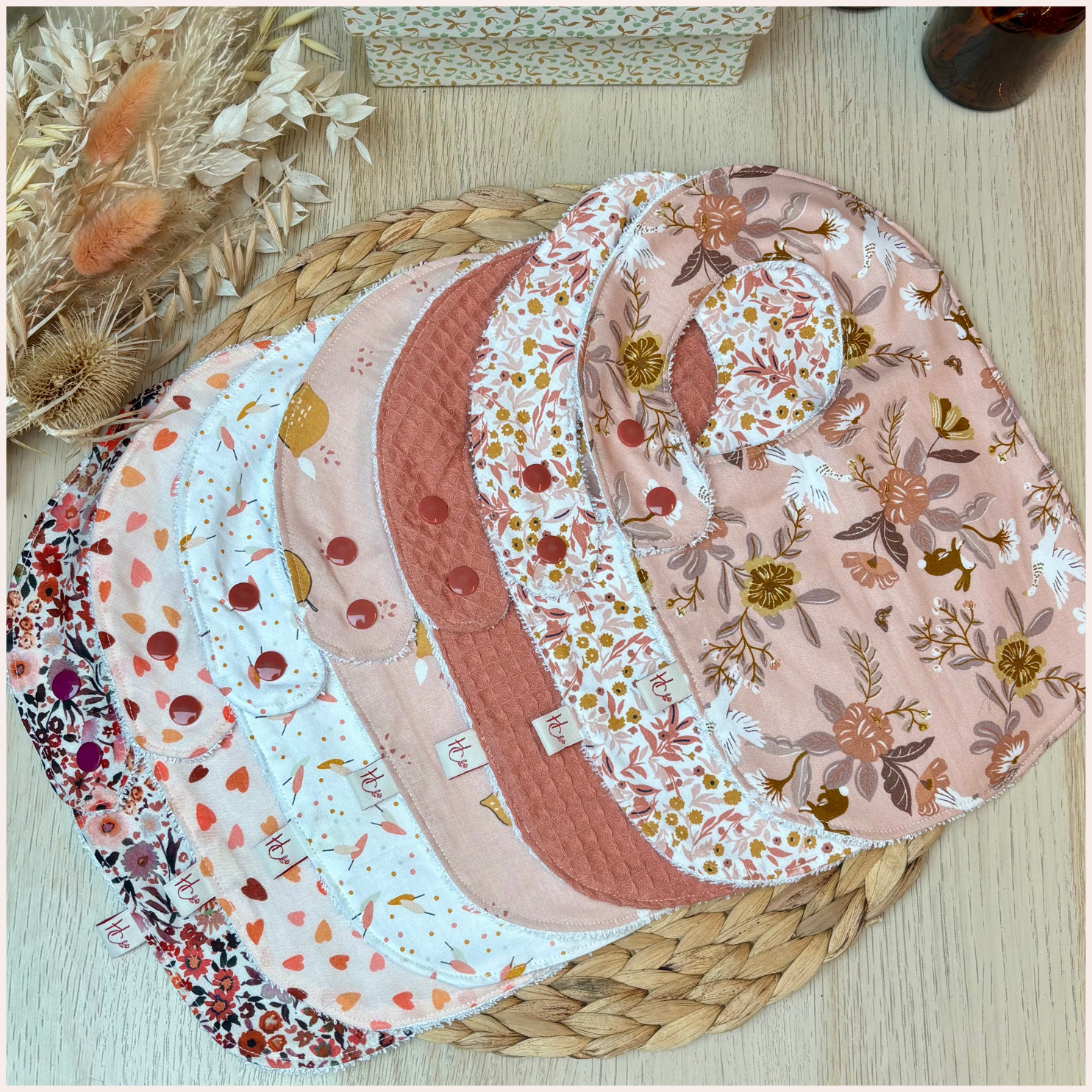 Semainier de bavoirs - Rose Happy Chouquettes