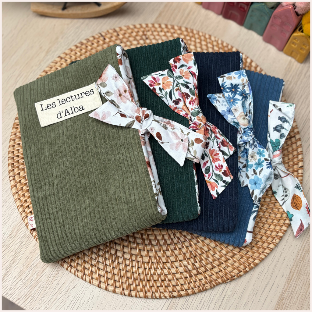 Pochette à livres velours personnalisée Happy Chouquettes