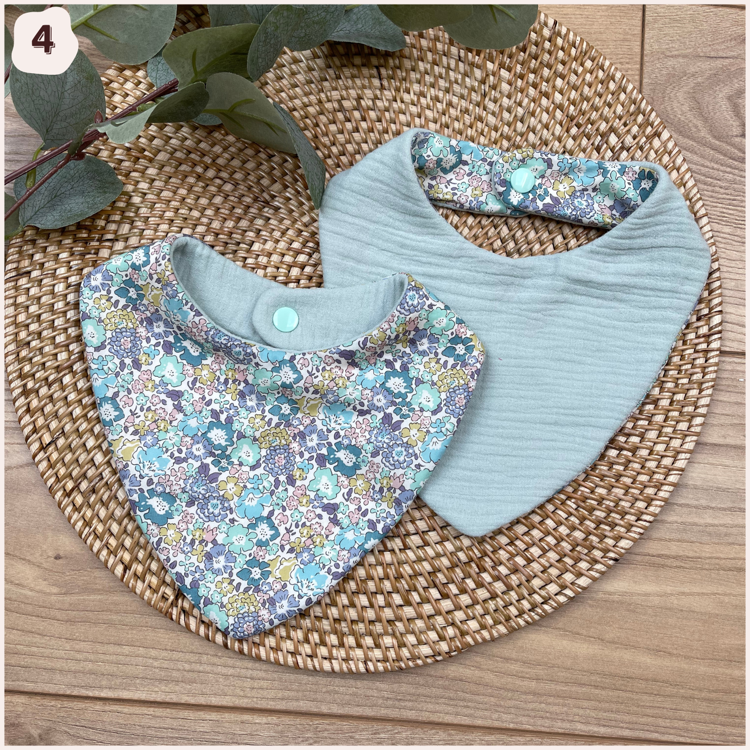 Bavoir Bandana en Liberty Happy Chouquettes