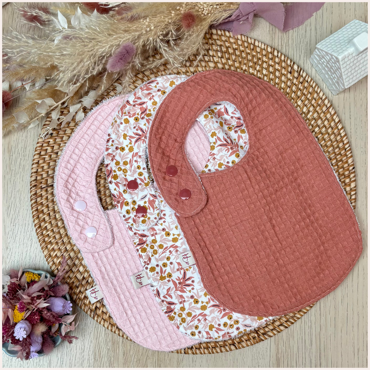 Bavoir à l'unité Happy Chouquettes